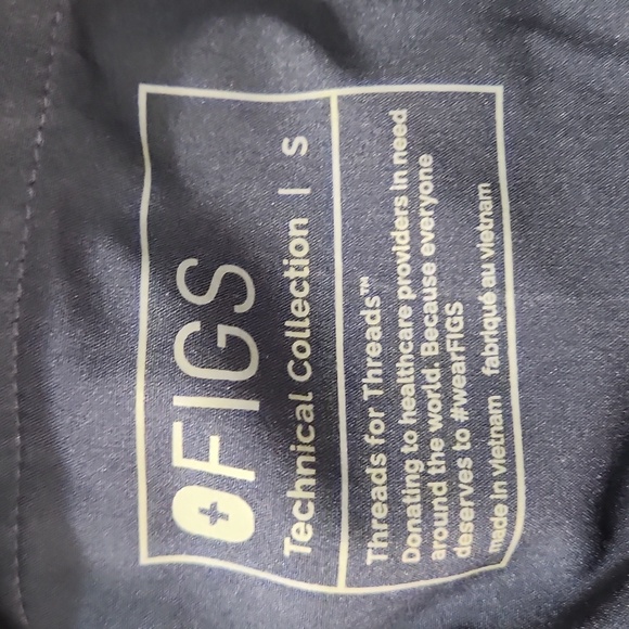 Figs Zamora Special Edition Jogger Scrub Pants with Reflective Pockets - Picture 6 of 6